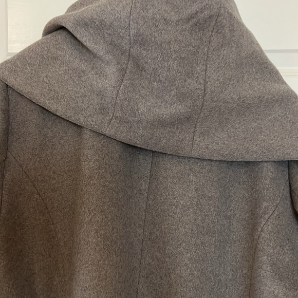 Cole Haan > Women's Oversized Collar Wrap Coat - Picture 8 of 8